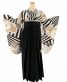 卒業式着物[レトロモダン]白に黒の斜めストライプ・グレーベージュの菊柄No.799